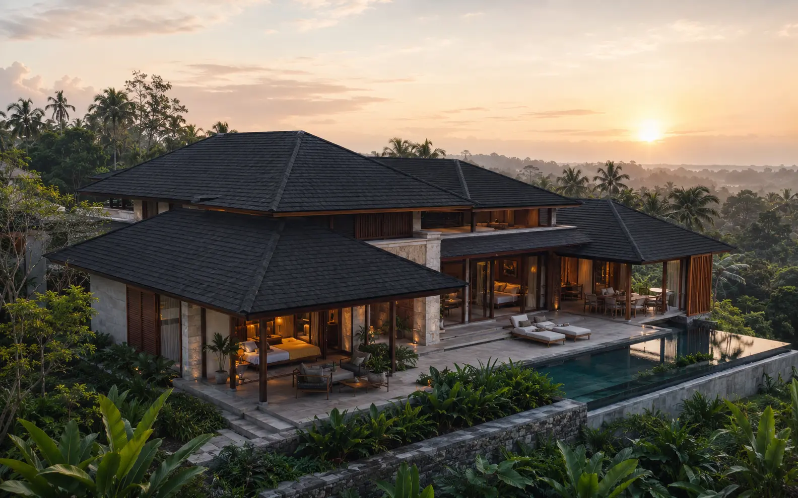 Tropical Courtyard Residence